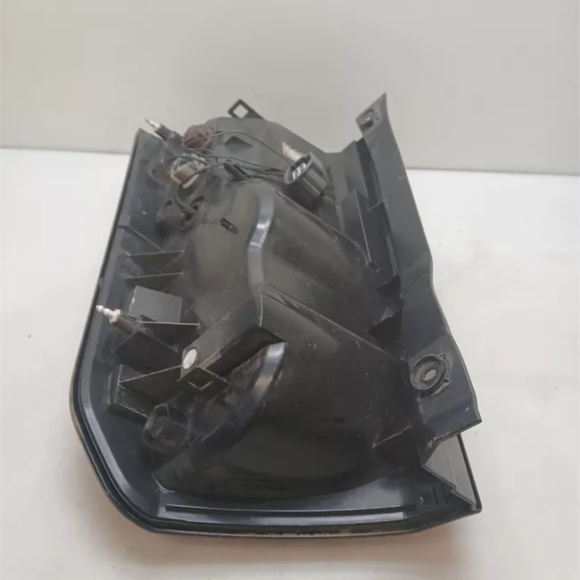 Fanale posteriore sinistro