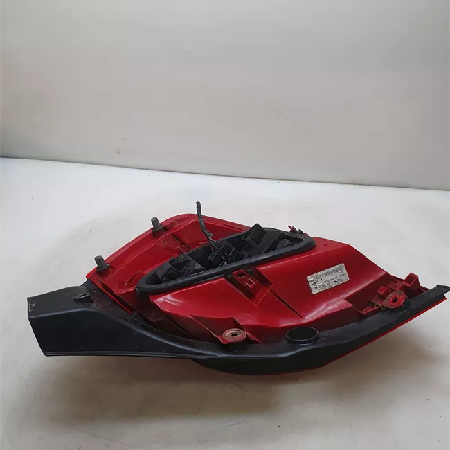 Fanale posteriore sinistro