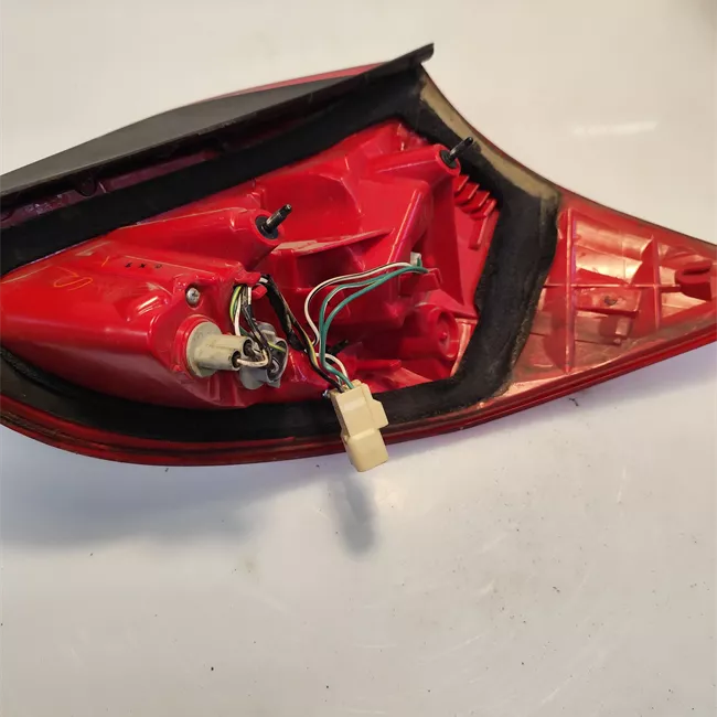 Fanale posteriore sinistro