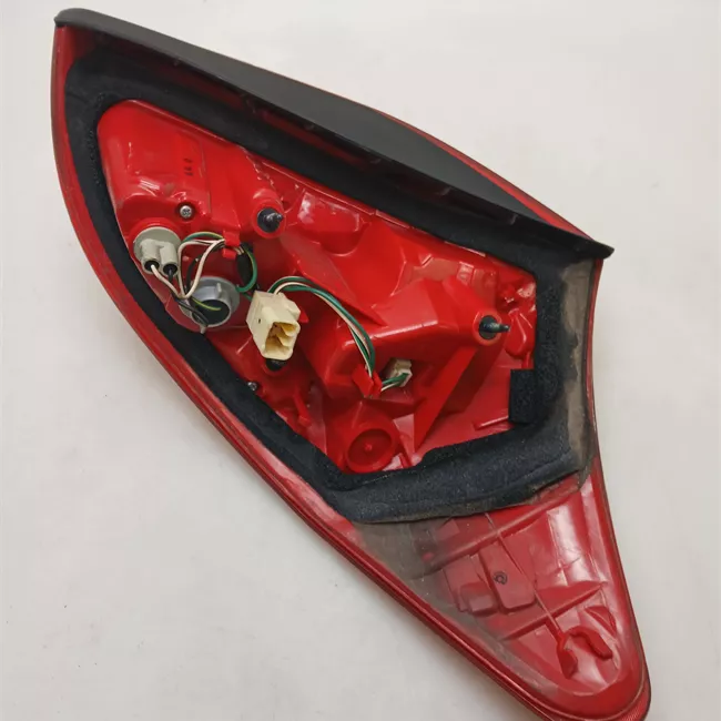 Fanale posteriore sinistro