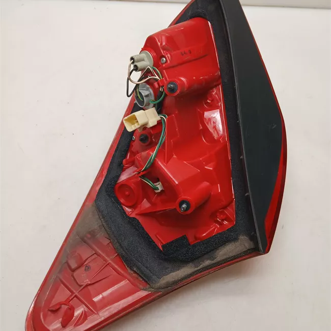 Fanale posteriore sinistro