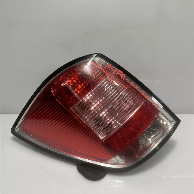 Fanale posteriore sinistro