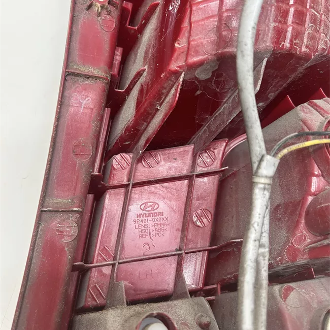 Fanale posteriore sinistro