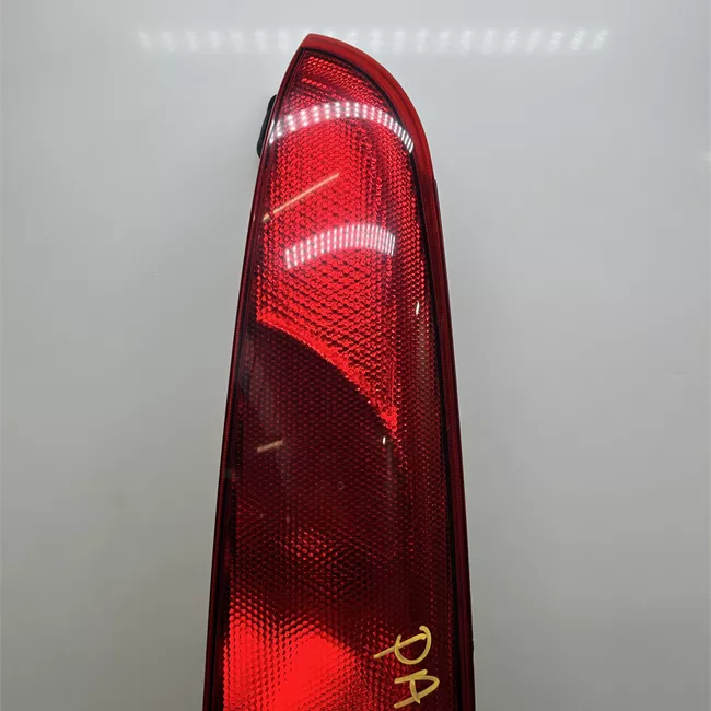 Fanale posteriore destro 11/04>