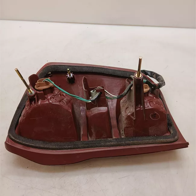 Fanale posteriore sinistro