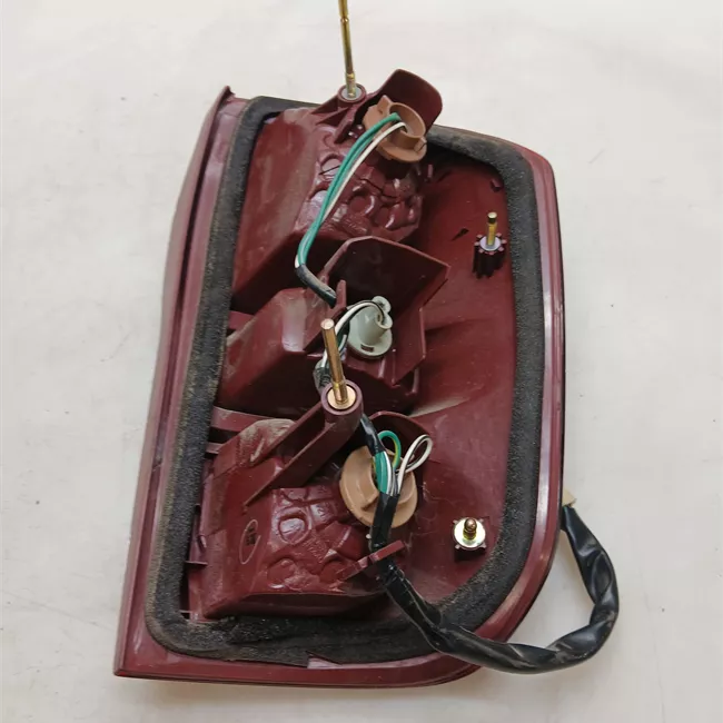 Fanale posteriore sinistro