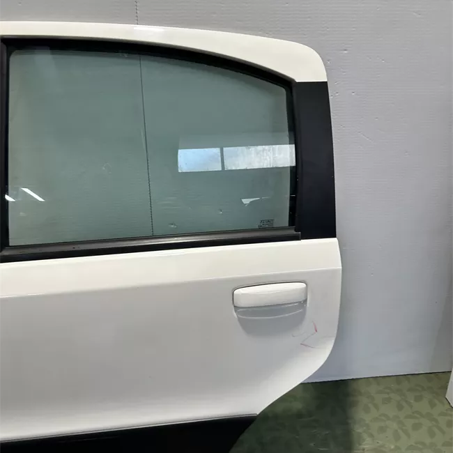 Porta posteriore sinistra