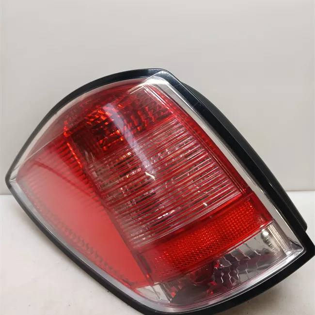 Fanale posteriore sinistro