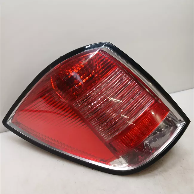 Fanale posteriore sinistro