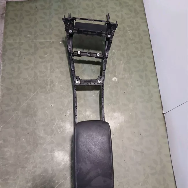 Consolle centrale con appoggiabraccia cent ant nero