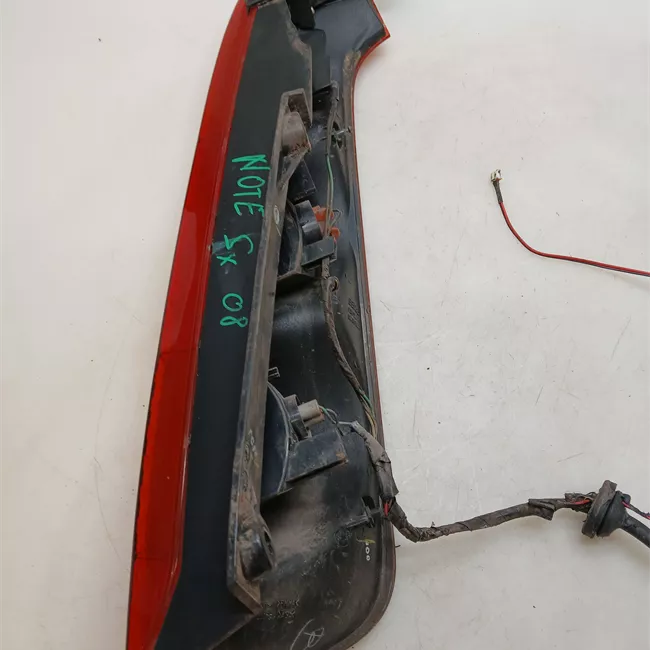 Fanale posteriore parte inferiore sinistro