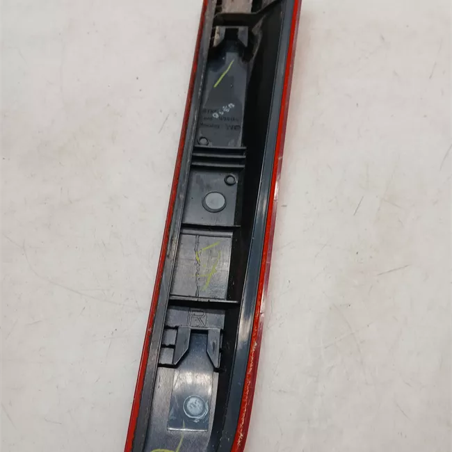 Fanale posteriore parte superiore destro