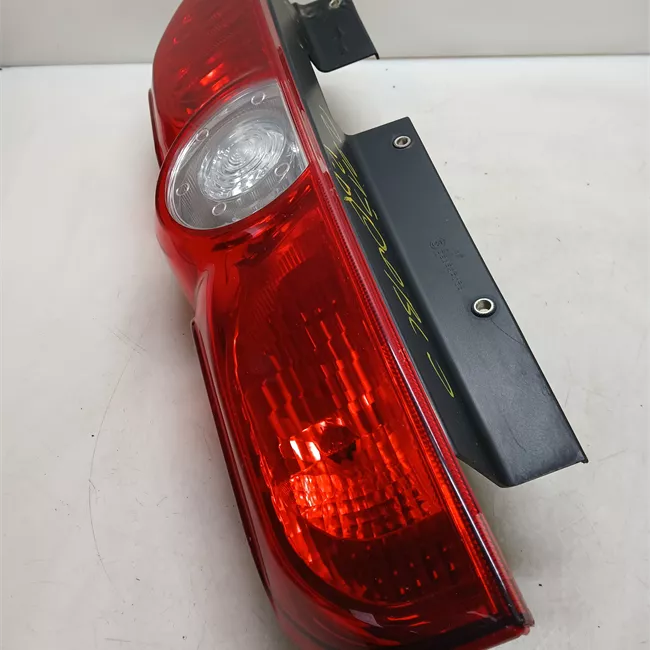 Fanale posteriore destro portello posteriore