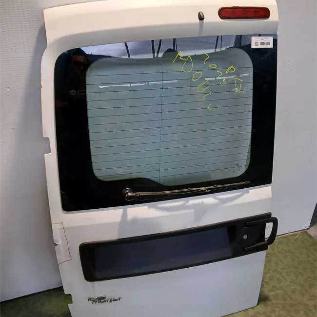 Porta carico posteriore a battente sinistra Vetrata
