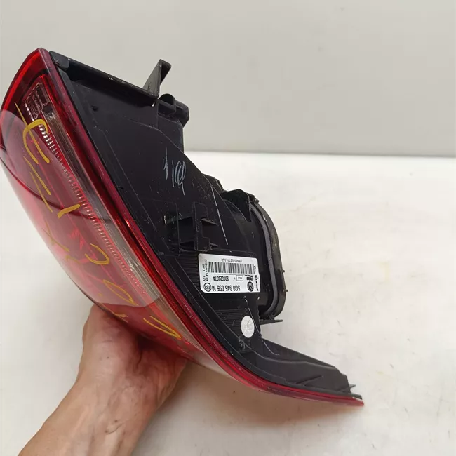 Fanale posteriore parte esterno sinistro