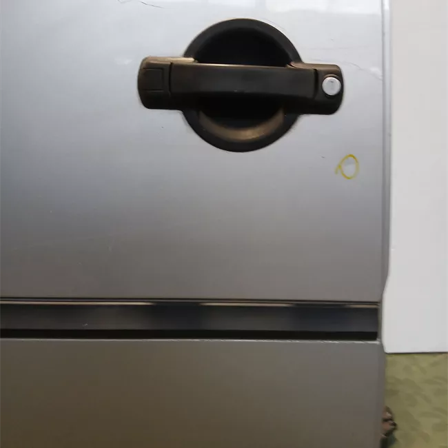 Porta posteriore destra