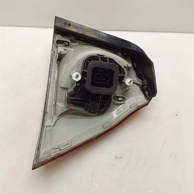 Fanale posteriore parte esterno sinistro