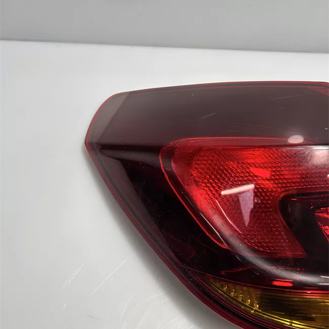 Fanale posteriore parte esterno sinistro