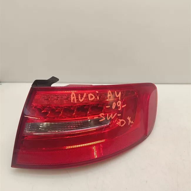 Fanale posteriore parte esterno destro con led