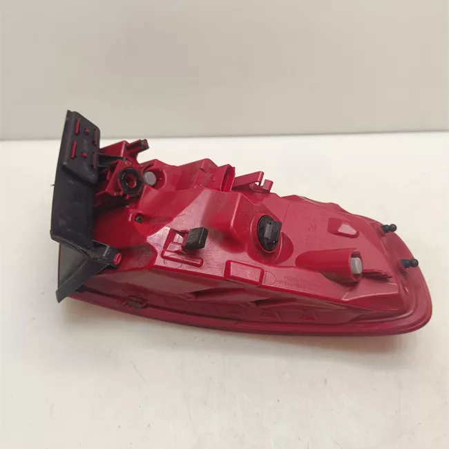 Fanale posteriore parte esterno destro con led