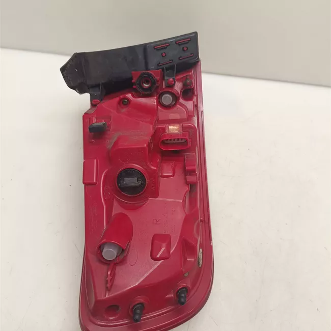 Fanale posteriore parte esterno destro con led