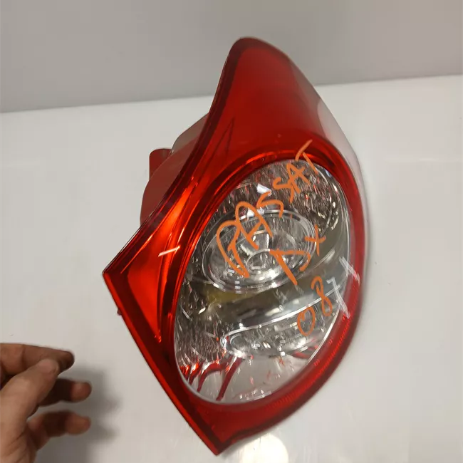 Fanale posteriore parte esterno destro