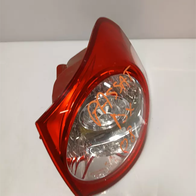 Fanale posteriore parte esterno destro