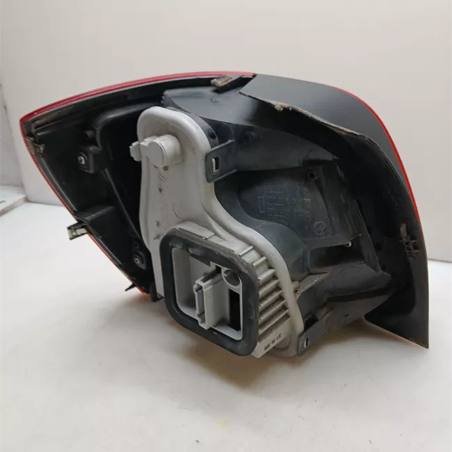 Fanale posteriore destro AL