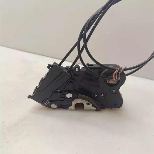 Serratura porta anteriore sinistra