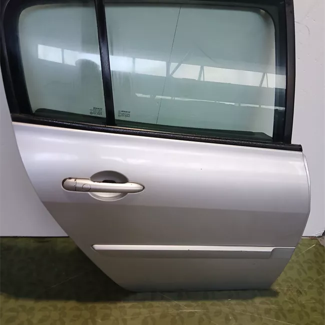 Porta posteriore destra