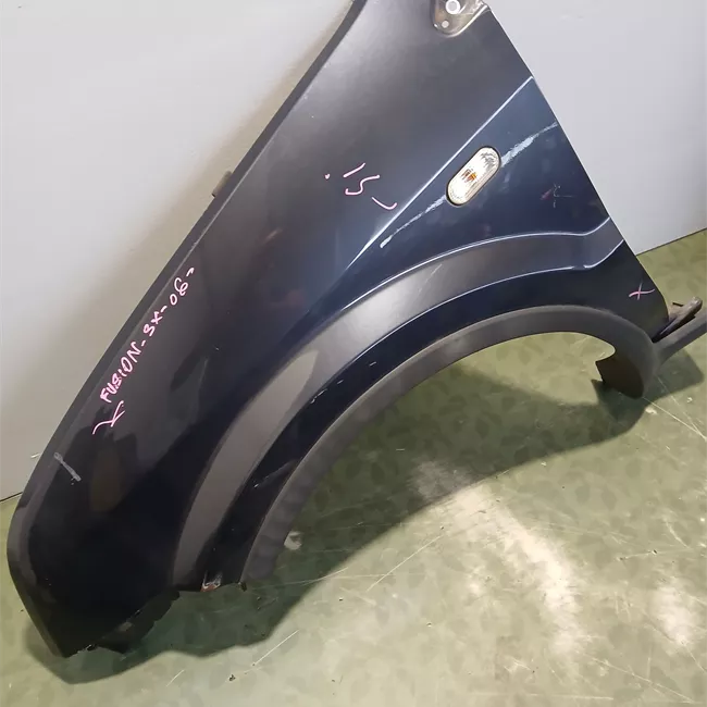 Parafango anteriore sinistro