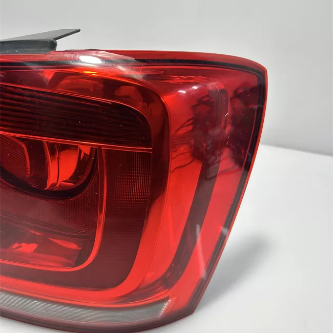 Fanale posteriore destro AL