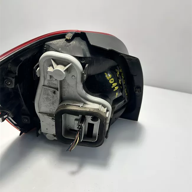 Fanale posteriore destro AL