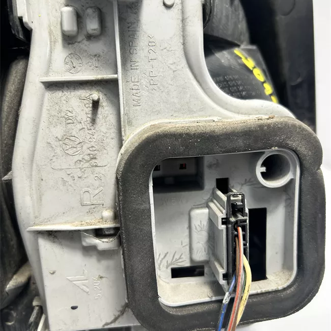 Fanale posteriore destro AL