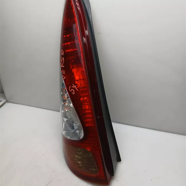 Fanale posteriore sinistro