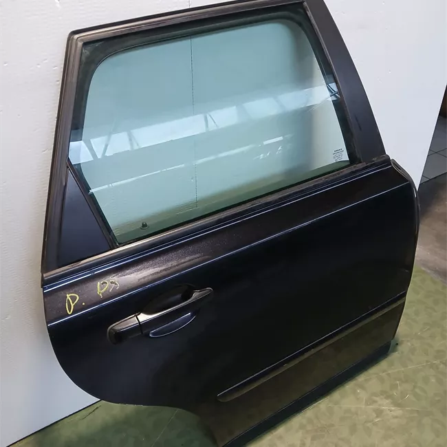 Porta posteriore destra