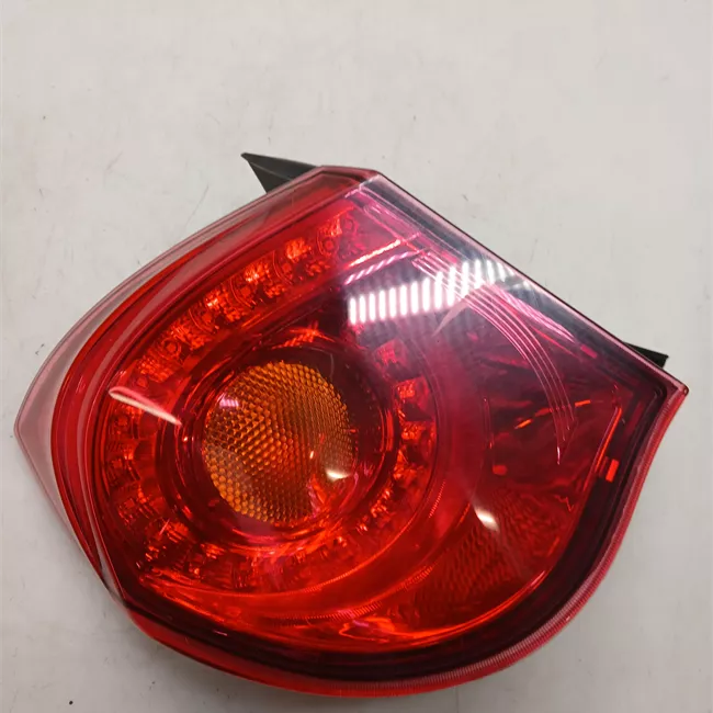 Fanale posteriore parte esterno sinistro