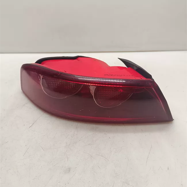 Fanale posteriore parte esterno sinistro