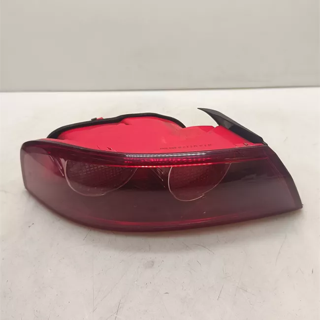 Fanale posteriore parte esterno sinistro