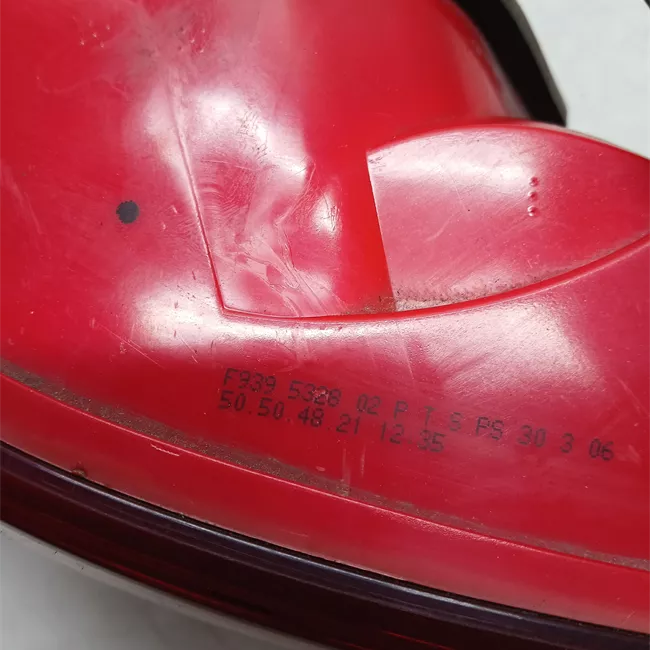 Fanale posteriore parte esterno sinistro