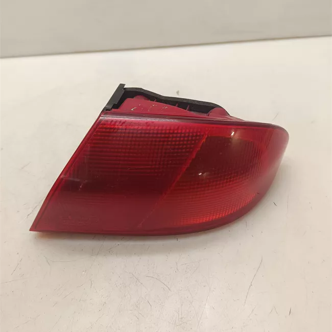 Fanale posteriore parte esterno destro