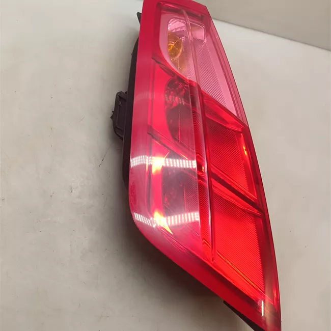 Fanale posteriore sinistro