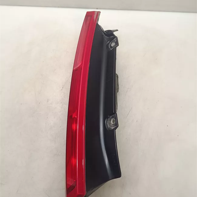 Fanale posteriore sinistro