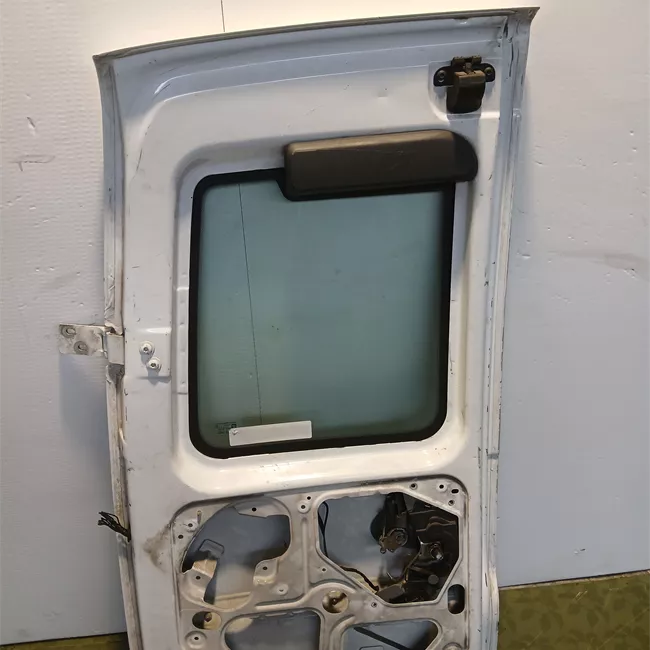 Porta carico posteriore a battente destra con fori tergicrist.posteriore