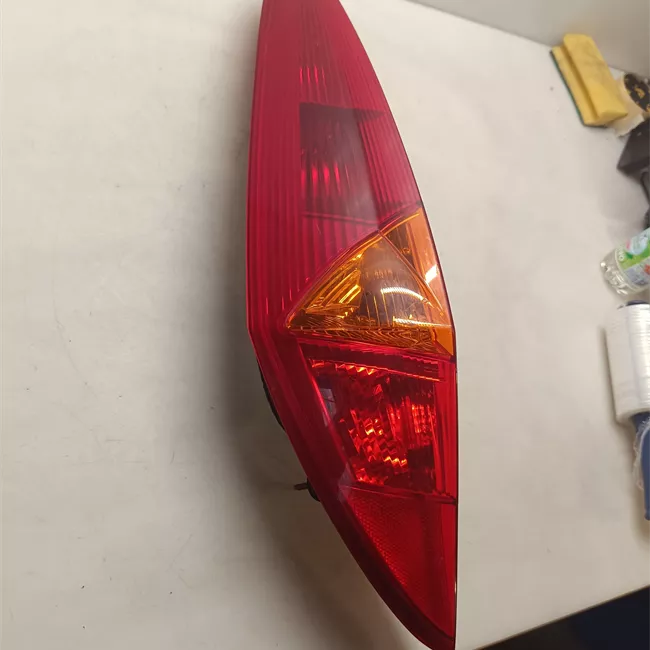 Fanale posteriore sinistro