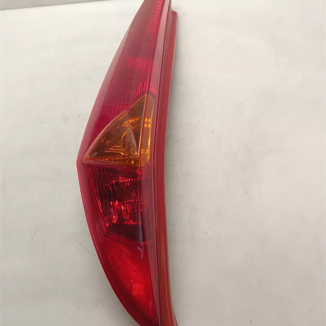 Fanale posteriore sinistro