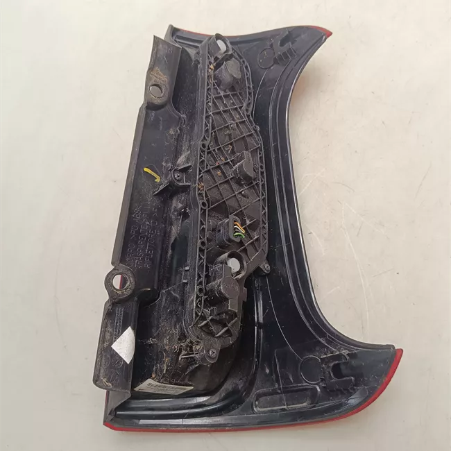 Fanale posteriore sinistro