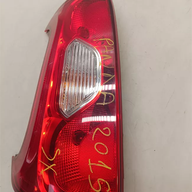 Fanale posteriore sinistro