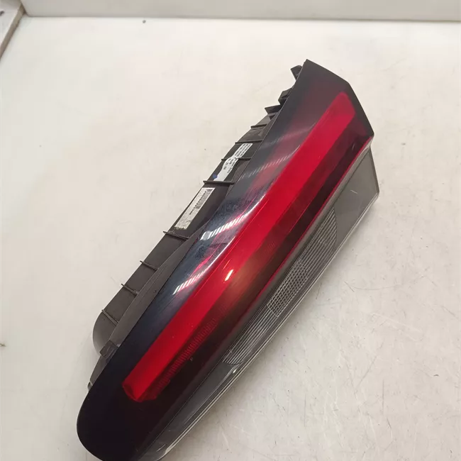 Fanale posteriore parte interno sinistro Led