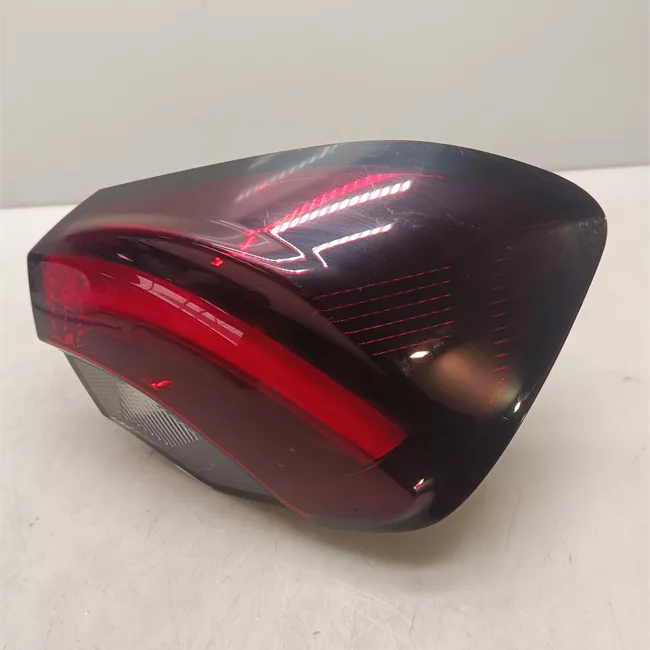 Fanale posteriore parte esterno destro Led